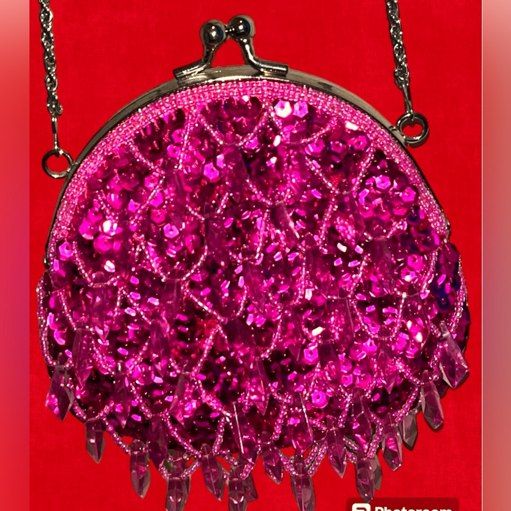 La Regale Bright Pink Beaded Evening Bag